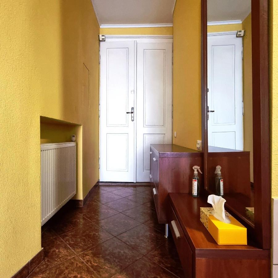 Cozy Apartment Lviv Luaran gambar