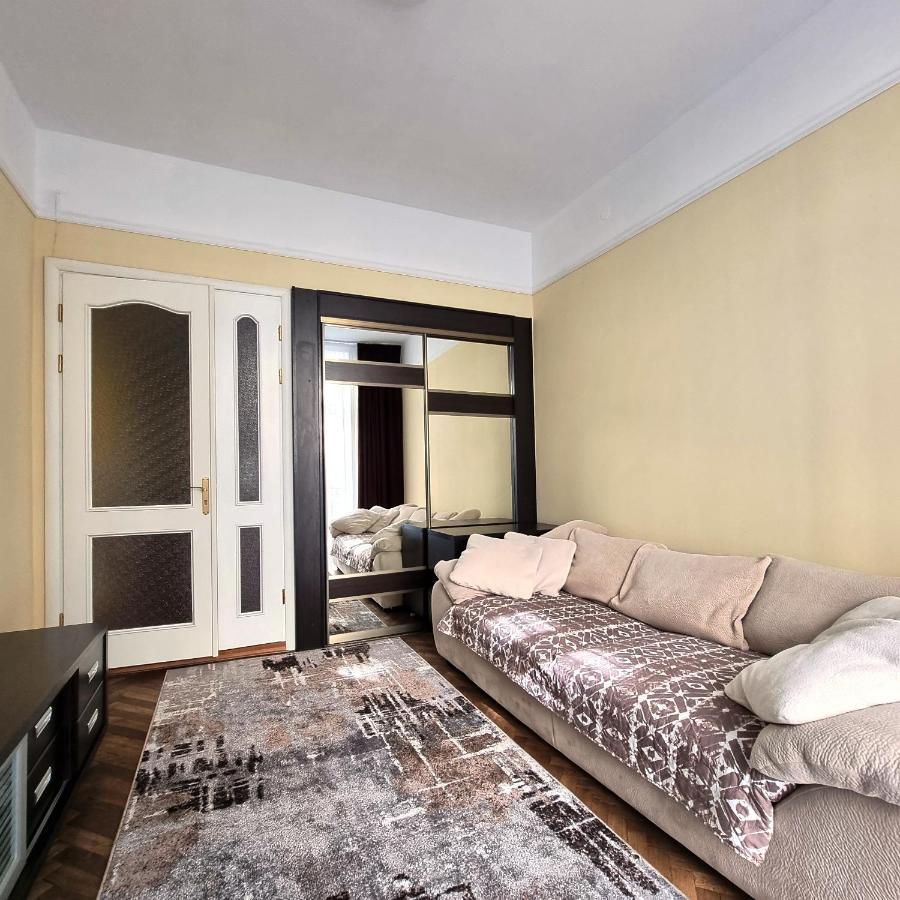 Cozy Apartment Lviv Luaran gambar